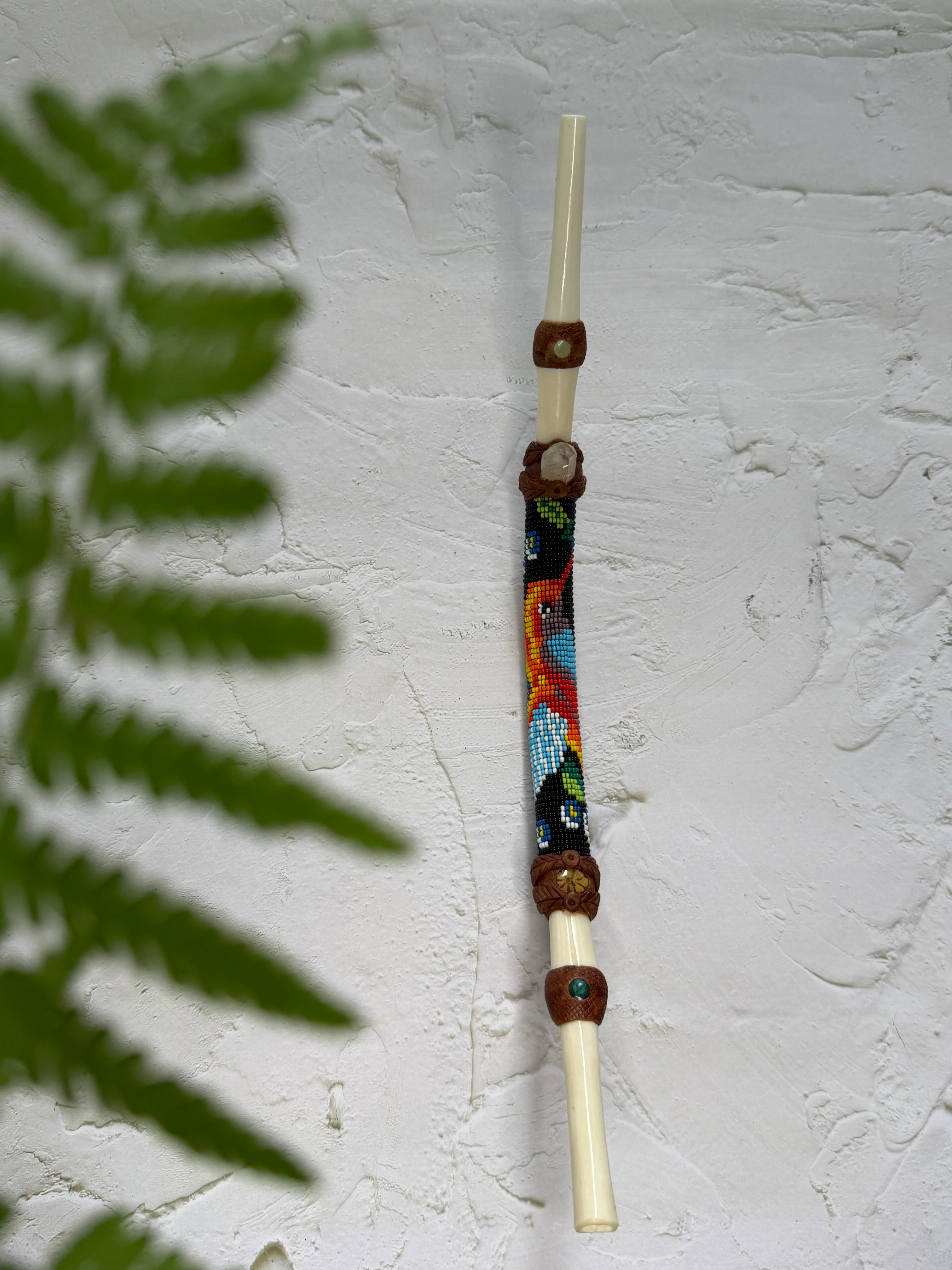Cofan Beaded Bone Tepi